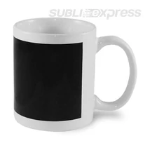 Színváltós bögre fekete folttal